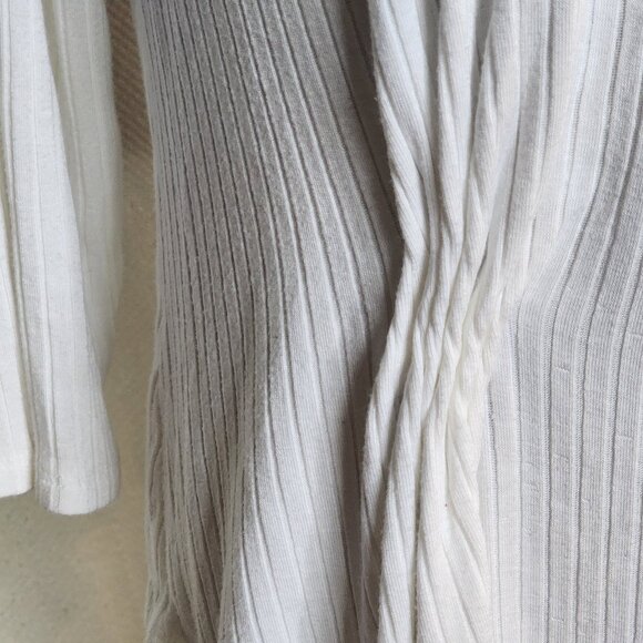 Simply Vera Wang White Ribbed Rayon Span LS Handkerchief Hem Cinch Front Top XL - Picture 8 of 16